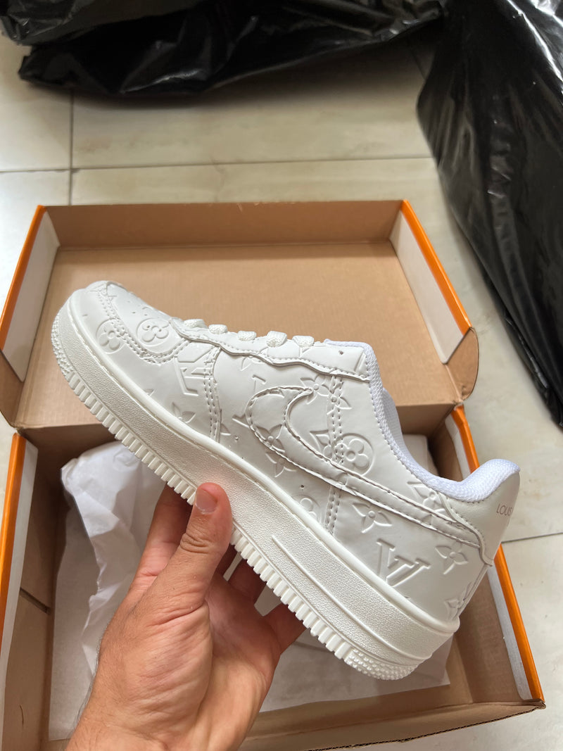 AF1 LV Branco 34 ao 43