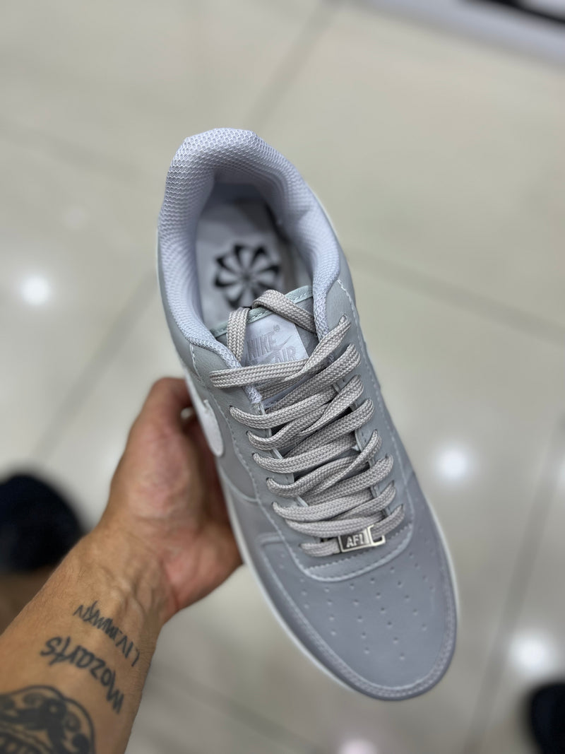 AF1 Cinza Branco Novo GS