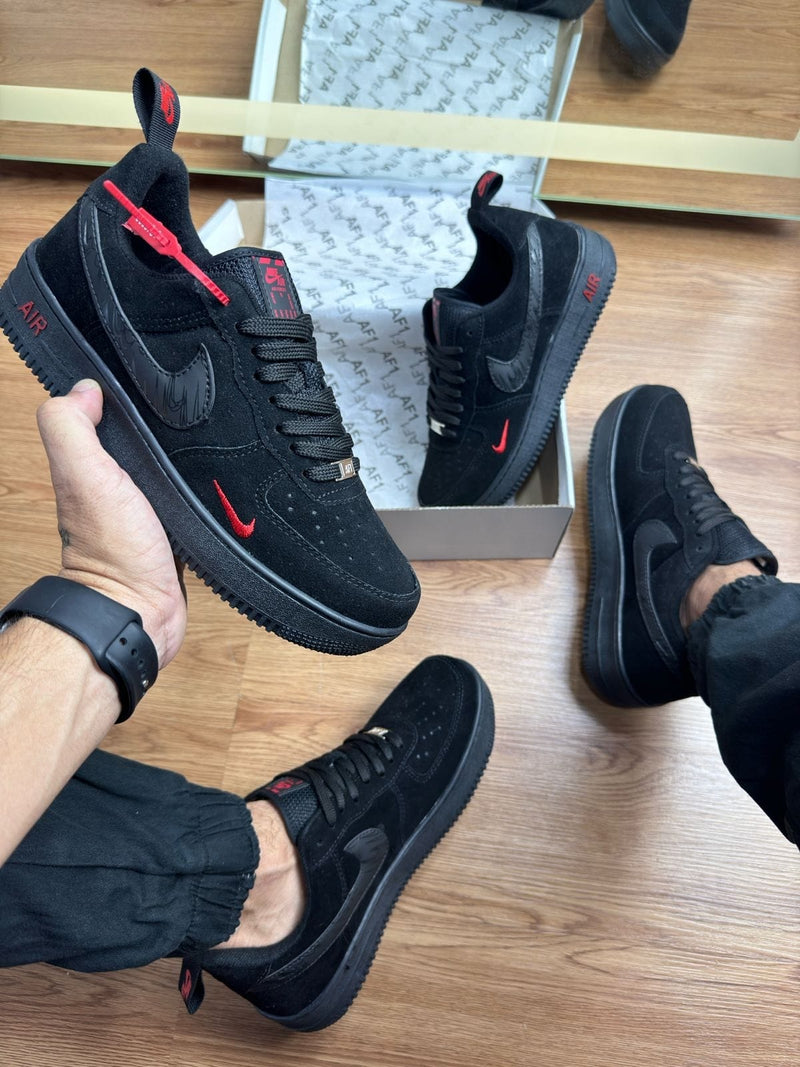 AF1 Preto Suede Vermelho GS