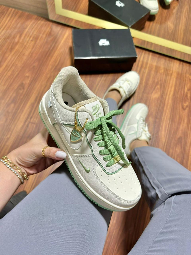 AF1 Novo Branco Verde GS 1 Colors 34 ao 39