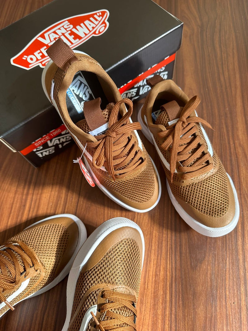 V4ns Ultrarange Caramelo