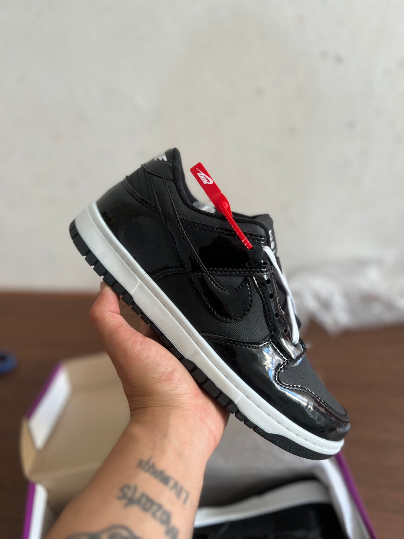 Dunk SB Black Patent