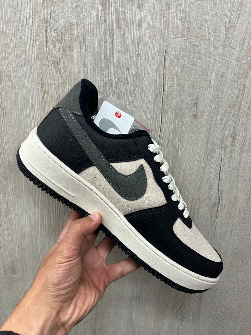 AF1 Preto Nude 38 ao 43 GS