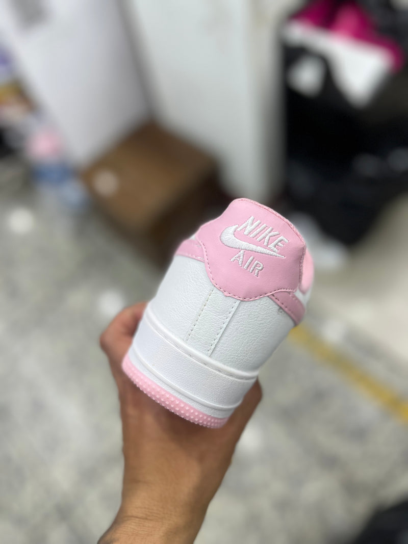 Air force novo branco e rosa claro