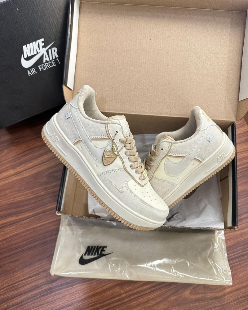 AF1 Novo Branco Bege GS Colors 1 34 ao 39