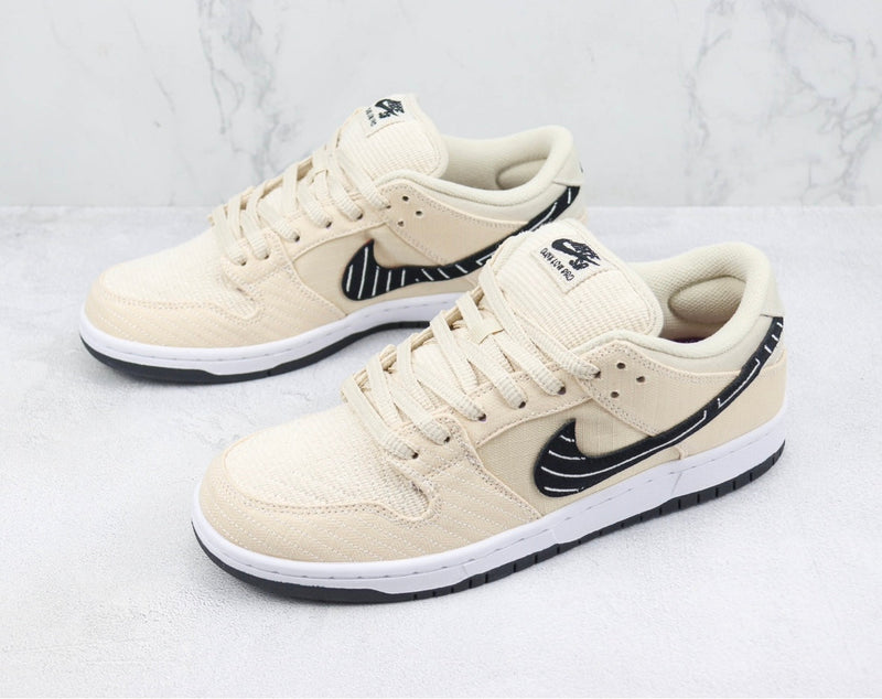 Nike SB Dunk Low Albino & Preto 'Jiu-Jitsu'