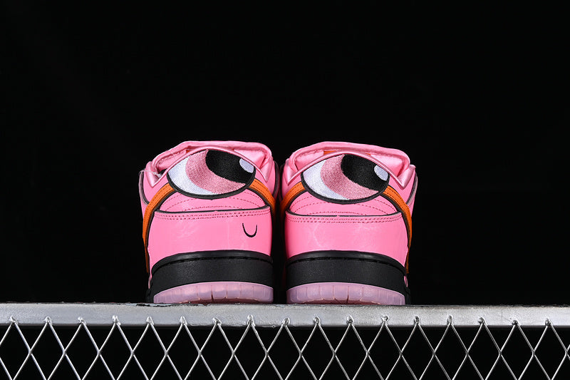 DUNK LOW PRO MENINAS SUPERPODEROSAS