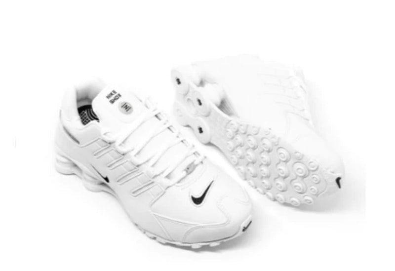 Nike Shox NZ - Compre 1 Leve 2