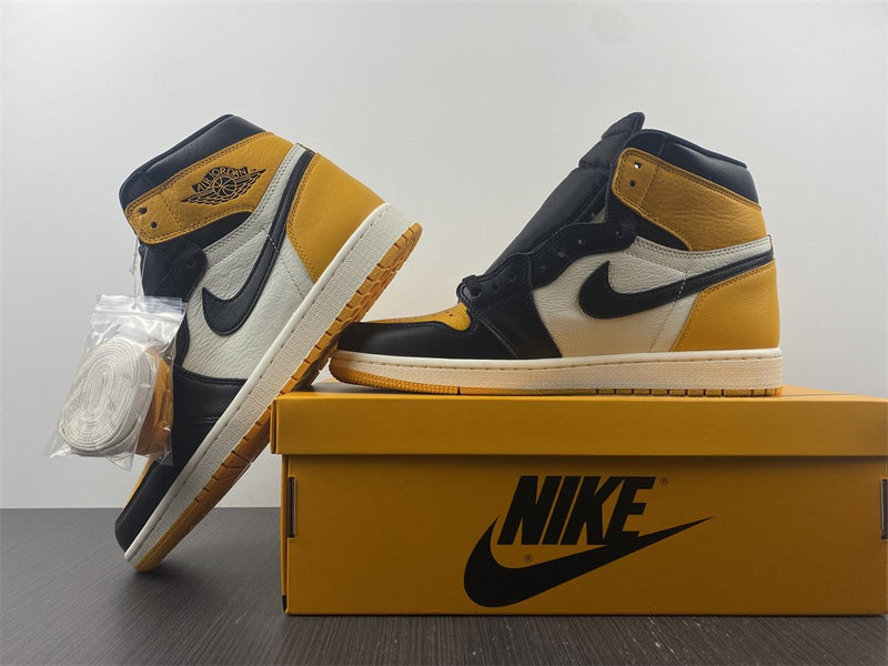 Air Jordan 1 Retro High OG 'Yellow Toe'