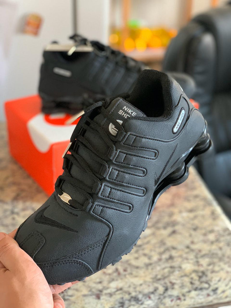 SHOX NZ PRETO PRETO UNNISEX COURO FRETE GRATIS