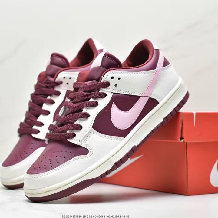 NK Dunk Low Valentines Day