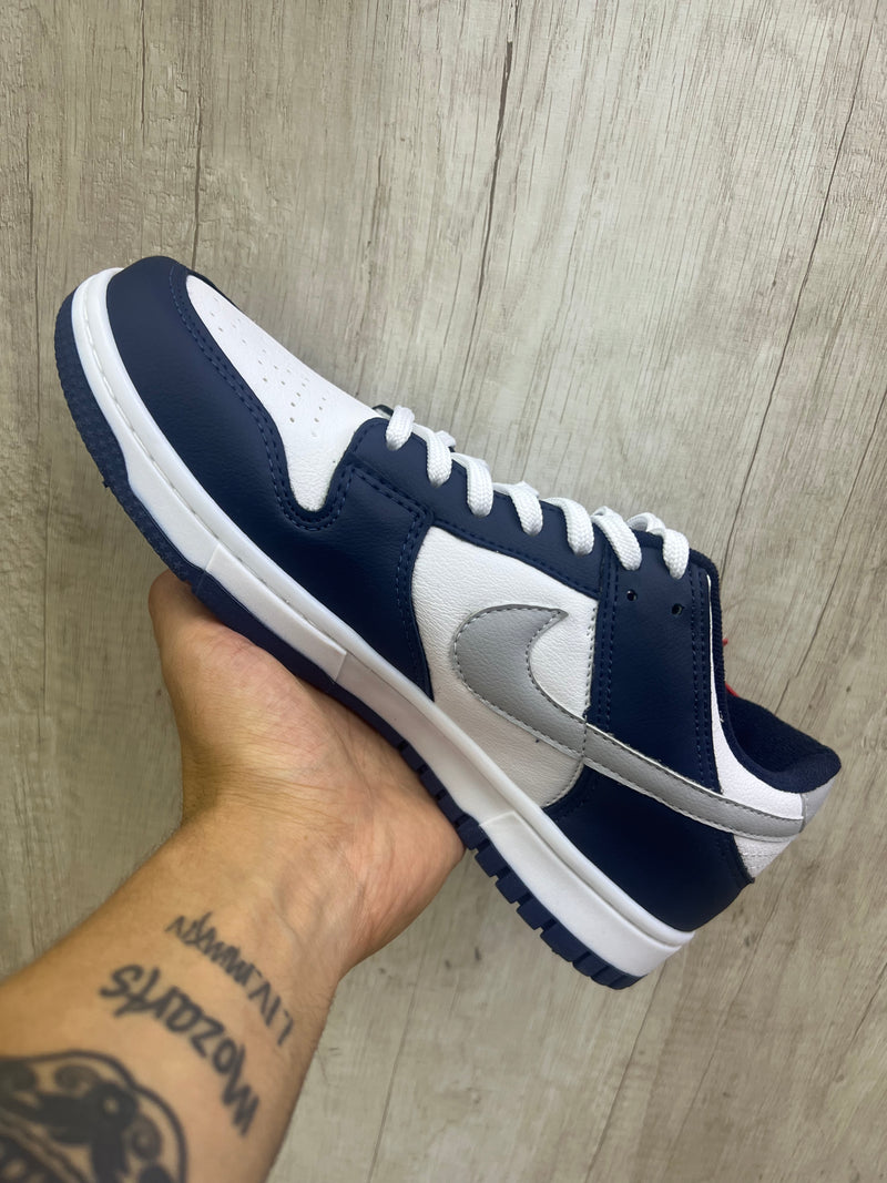 Dunk Azul com Branco